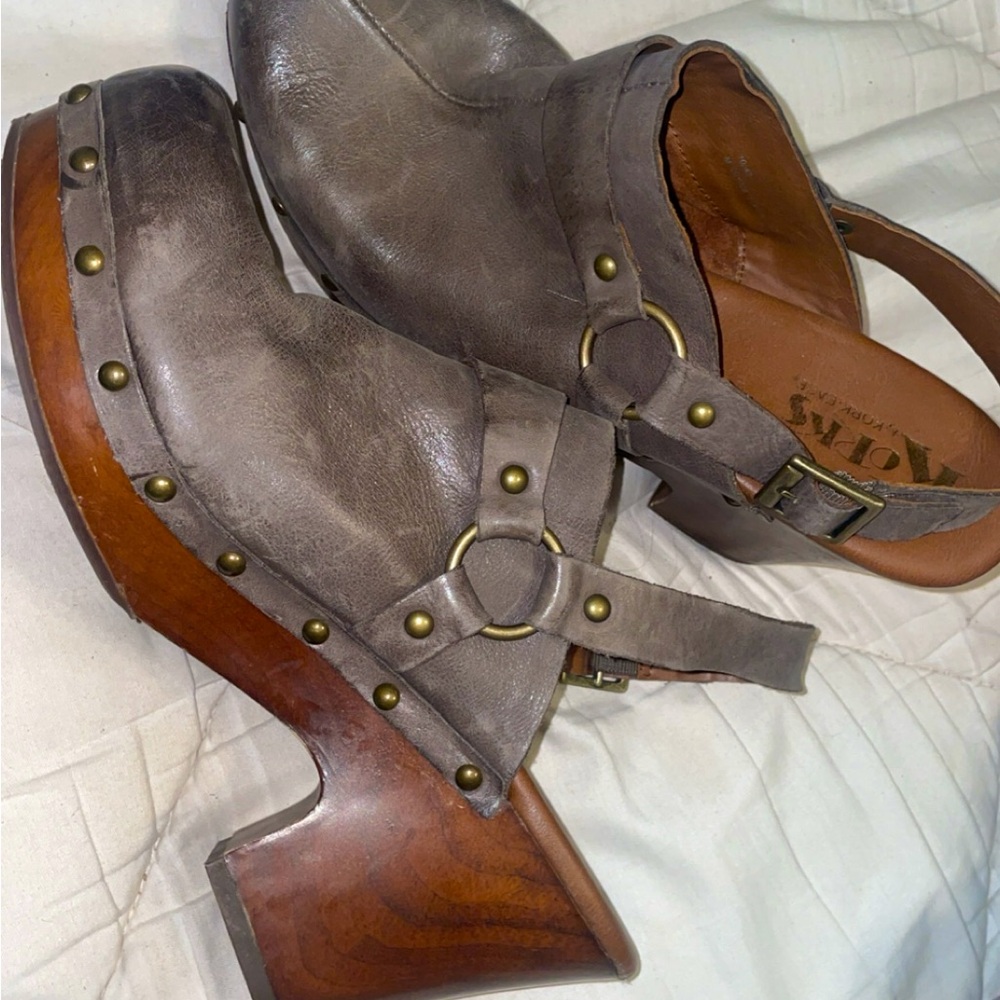 Korks by Kork slip ons with buckle size 10